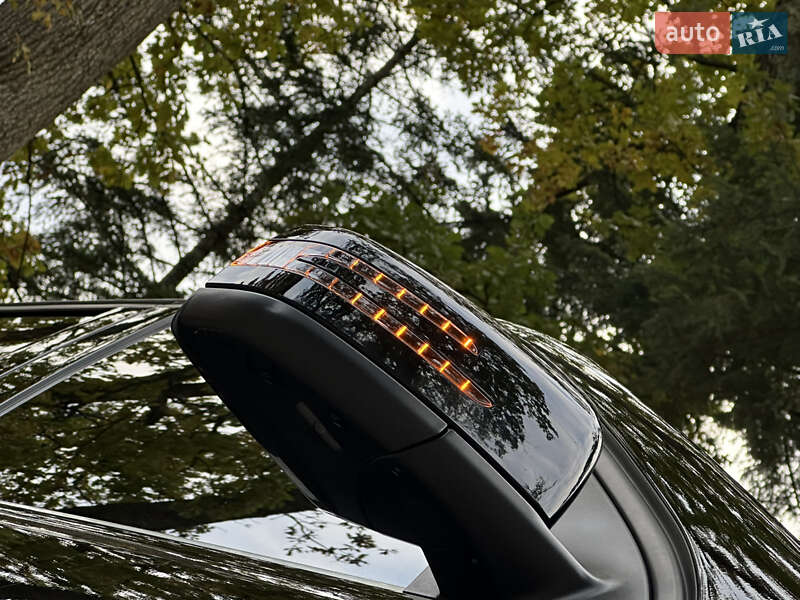 Внедорожник / Кроссовер Mercedes-Benz GLE-Class 2016 в Дрогобыче