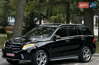 Внедорожник / Кроссовер Mercedes-Benz GLE-Class 2016 в 