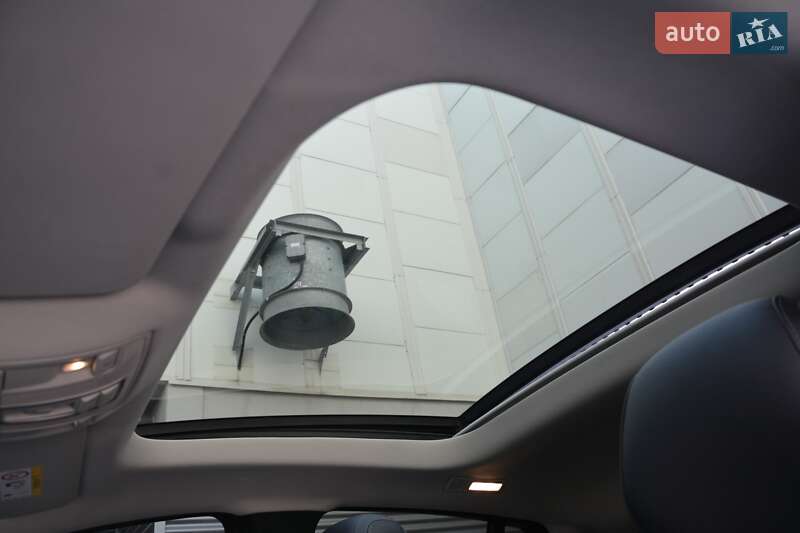 Позашляховик / Кросовер Mercedes-Benz GLE-Class 2016 в Києві фото 52 Позашляховик / Кросовер Mercedes-Benz GLE-Class 2016 в Києві