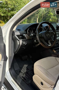 Внедорожник / Кроссовер Mercedes-Benz GLE-Class 2017 в 
