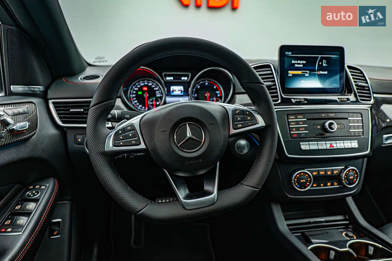 Внедорожник / Кроссовер Mercedes-Benz GLE-Class 2017 в Киеве