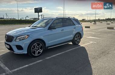 Внедорожник / Кроссовер Mercedes-Benz GLE-Class 2017 в 