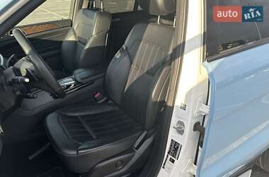 Внедорожник / Кроссовер Mercedes-Benz GLE-Class 2017 в 