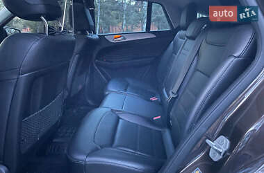 Внедорожник / Кроссовер Mercedes-Benz GLE-Class 2016 в 