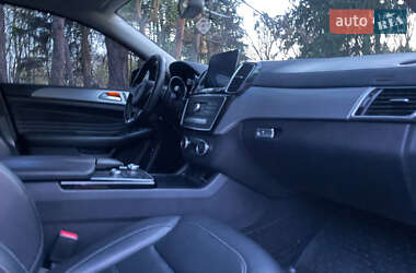 Внедорожник / Кроссовер Mercedes-Benz GLE-Class 2016 в 