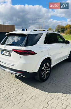 Внедорожник / Кроссовер Mercedes-Benz GLE-Class 2023 в 