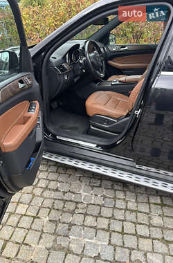 Внедорожник / Кроссовер Mercedes-Benz GLE-Class 2017 в 