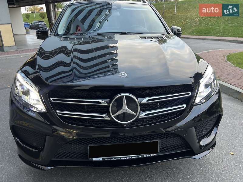Внедорожник / Кроссовер Mercedes-Benz GLE-Class 2017 в Киеве фото 4 Внедорожник / Кроссовер Mercedes-Benz GLE-Class 2017 в Киеве
