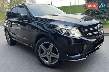 Внедорожник / Кроссовер Mercedes-Benz GLE-Class 2017 в 