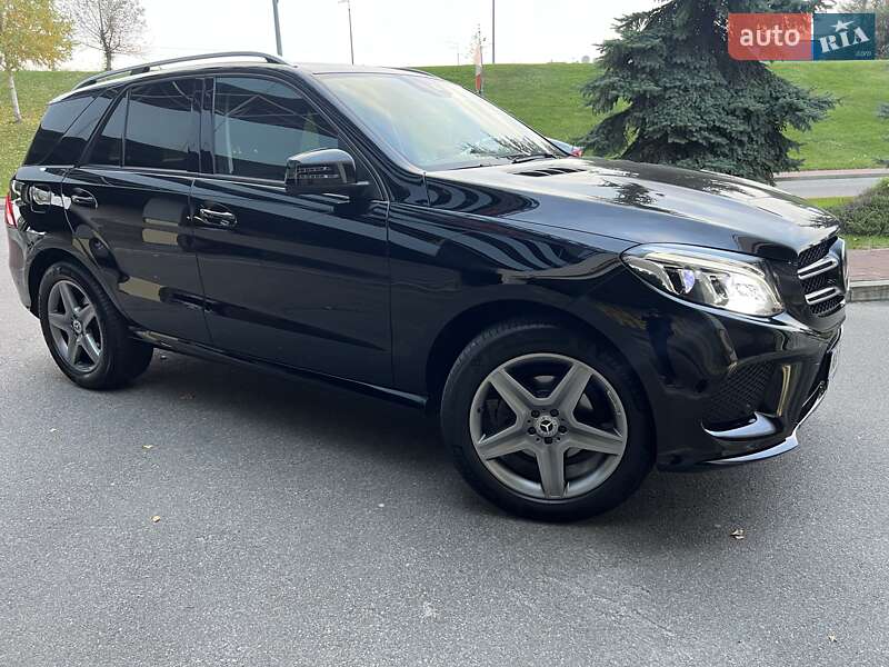 Внедорожник / Кроссовер Mercedes-Benz GLE-Class 2017 в Киеве фото 7 Внедорожник / Кроссовер Mercedes-Benz GLE-Class 2017 в Киеве