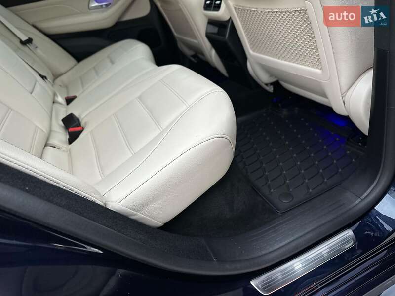 Позашляховик / Кросовер Mercedes-Benz GLE-Class 2021 в Києві