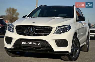 Внедорожник / Кроссовер Mercedes-Benz GLE-Class 2017 в 