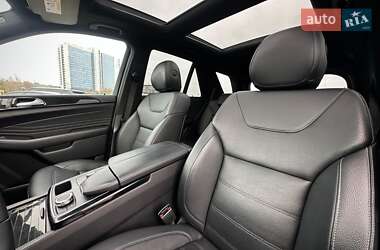 Внедорожник / Кроссовер Mercedes-Benz GLE-Class 2017 в 