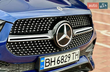 Внедорожник / Кроссовер Mercedes-Benz GLE-Class 2019 в 