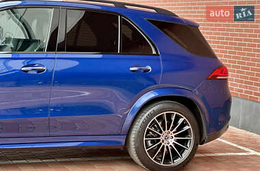 Внедорожник / Кроссовер Mercedes-Benz GLE-Class 2019 в 