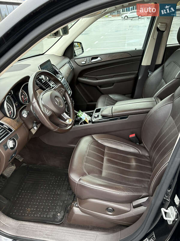 Внедорожник / Кроссовер Mercedes-Benz GLE-Class 2015 в Киеве фото 16 Внедорожник / Кроссовер Mercedes-Benz GLE-Class 2015 в Киеве