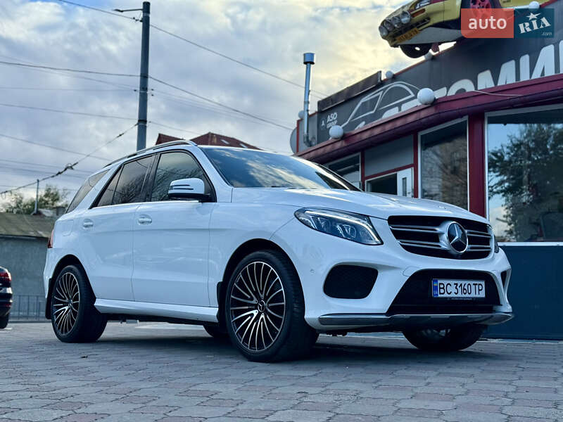 Внедорожник / Кроссовер Mercedes-Benz GLE-Class 2016 в Львове