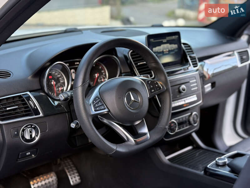 Внедорожник / Кроссовер Mercedes-Benz GLE-Class 2016 в Львове