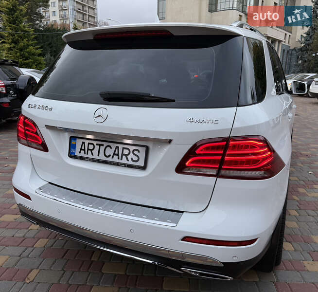 Внедорожник / Кроссовер Mercedes-Benz GLE-Class 2015 в Одессе фото 9 Внедорожник / Кроссовер Mercedes-Benz GLE-Class 2015 в Одессе