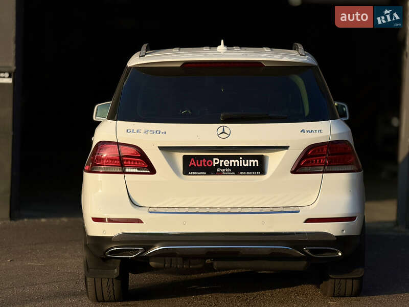 Внедорожник / Кроссовер Mercedes-Benz GLE-Class 2015 в Харькове