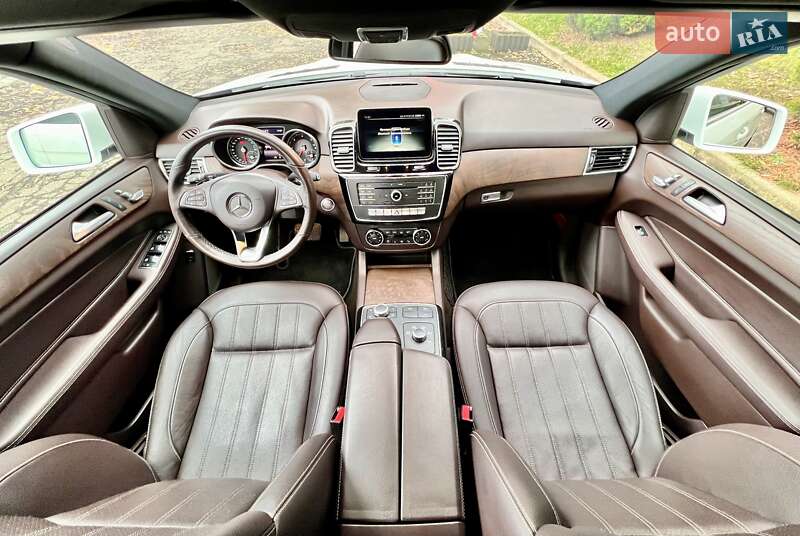 Внедорожник / Кроссовер Mercedes-Benz GLE-Class 2016 в Киеве фото 36 Внедорожник / Кроссовер Mercedes-Benz GLE-Class 2016 в Киеве
