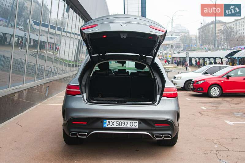 Внедорожник / Кроссовер Mercedes-Benz GLE-Class 2015 в Киеве