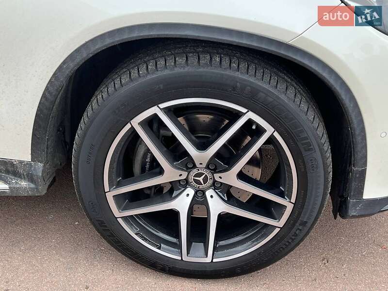 Позашляховик / Кросовер Mercedes-Benz GLE-Class 2017 в Києві фото 18 Позашляховик / Кросовер Mercedes-Benz GLE-Class 2017 в Києві