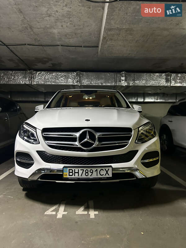 Позашляховик / Кросовер Mercedes-Benz GLE-Class 2016 в Одесі фото Позашляховик / Кросовер Mercedes-Benz GLE-Class 2016 в Одесі