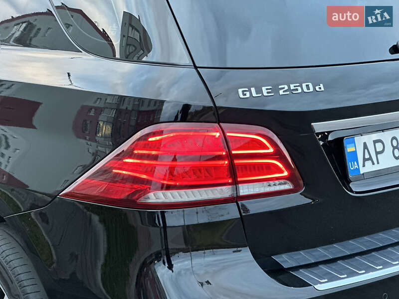Позашляховик / Кросовер Mercedes-Benz GLE-Class 2016 в Вінниці фото 18 Позашляховик / Кросовер Mercedes-Benz GLE-Class 2016 в Вінниці