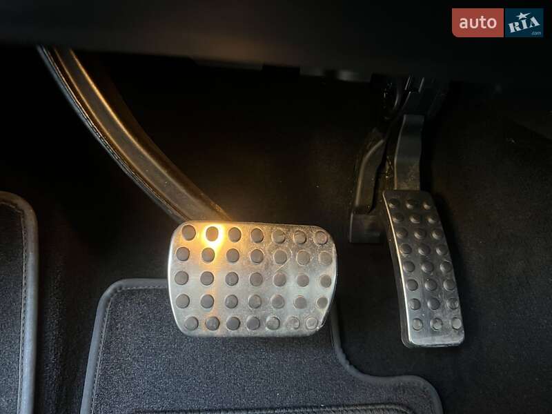 Внедорожник / Кроссовер Mercedes-Benz GLE-Class 2018 в Киеве