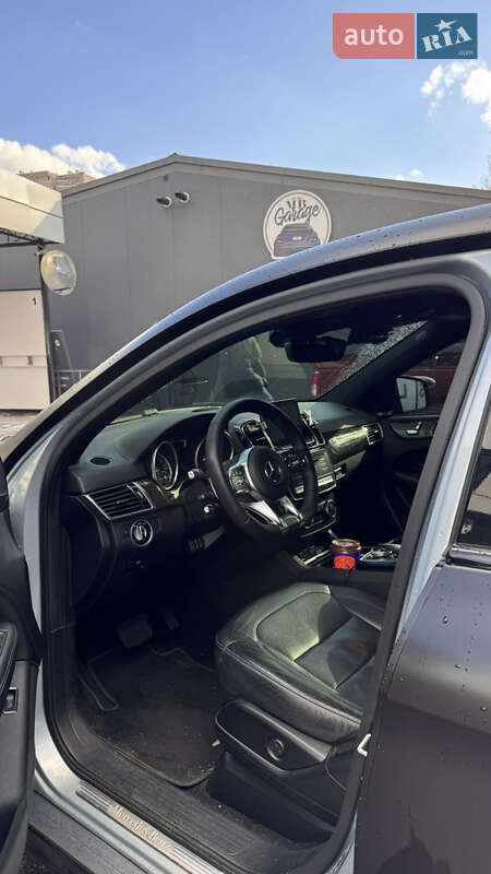 Внедорожник / Кроссовер Mercedes-Benz GLE-Class 2016 в Киеве фото 11 Внедорожник / Кроссовер Mercedes-Benz GLE-Class 2016 в Киеве