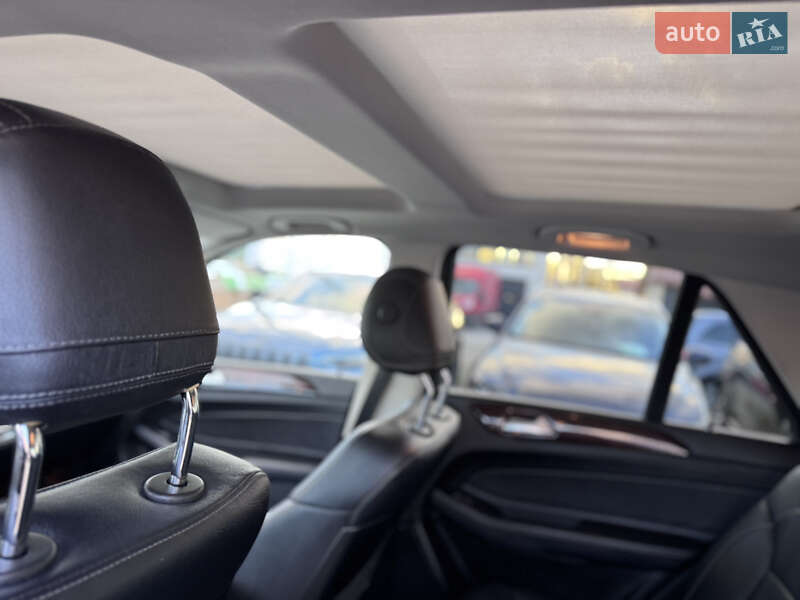 Внедорожник / Кроссовер Mercedes-Benz GLE-Class 2016 в Ивано-Франковске фото 41 Внедорожник / Кроссовер Mercedes-Benz GLE-Class 2016 в Ивано-Франковске