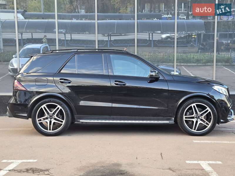 Позашляховик / Кросовер Mercedes-Benz GLE-Class 2017 в Києві фото 7 Позашляховик / Кросовер Mercedes-Benz GLE-Class 2017 в Києві