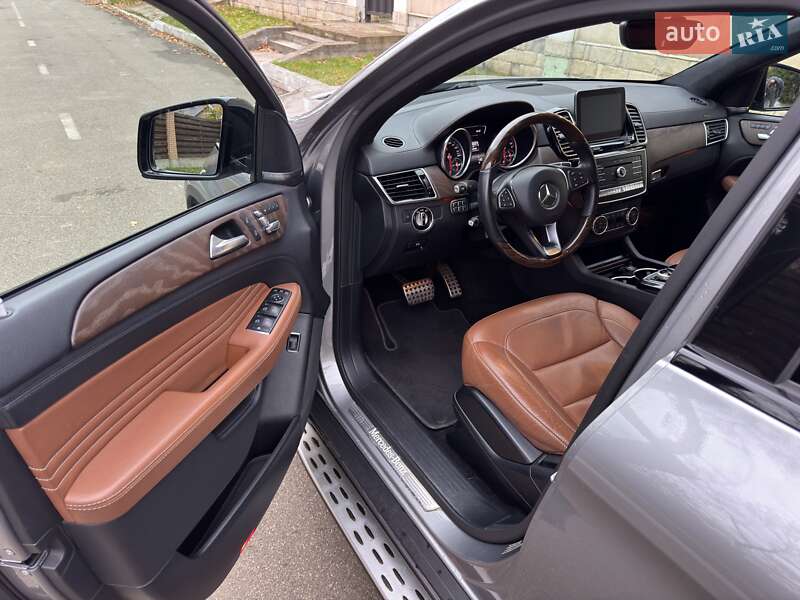 Внедорожник / Кроссовер Mercedes-Benz GLE-Class 2016 в Киеве фото 12 Внедорожник / Кроссовер Mercedes-Benz GLE-Class 2016 в Киеве
