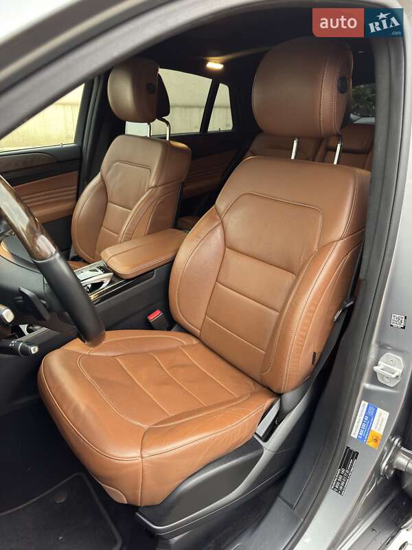 Внедорожник / Кроссовер Mercedes-Benz GLE-Class 2016 в Киеве фото 17 Внедорожник / Кроссовер Mercedes-Benz GLE-Class 2016 в Киеве