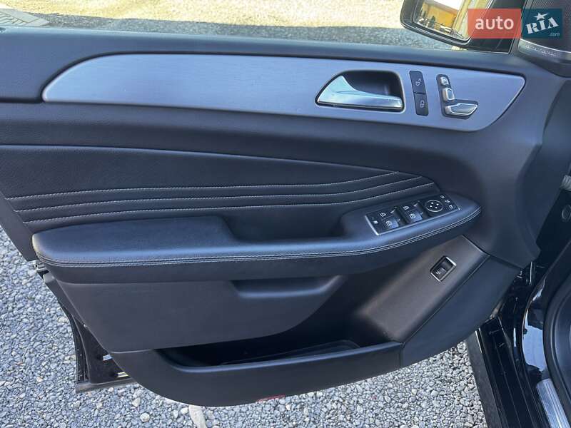 Внедорожник / Кроссовер Mercedes-Benz GLE-Class 2017 в Иршаве фото 34 Внедорожник / Кроссовер Mercedes-Benz GLE-Class 2017 в Иршаве