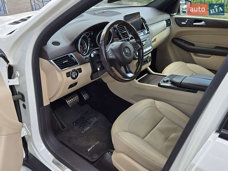 Внедорожник / Кроссовер Mercedes-Benz GLE-Class 2018 в Киеве фото 8 Внедорожник / Кроссовер Mercedes-Benz GLE-Class 2018 в Киеве