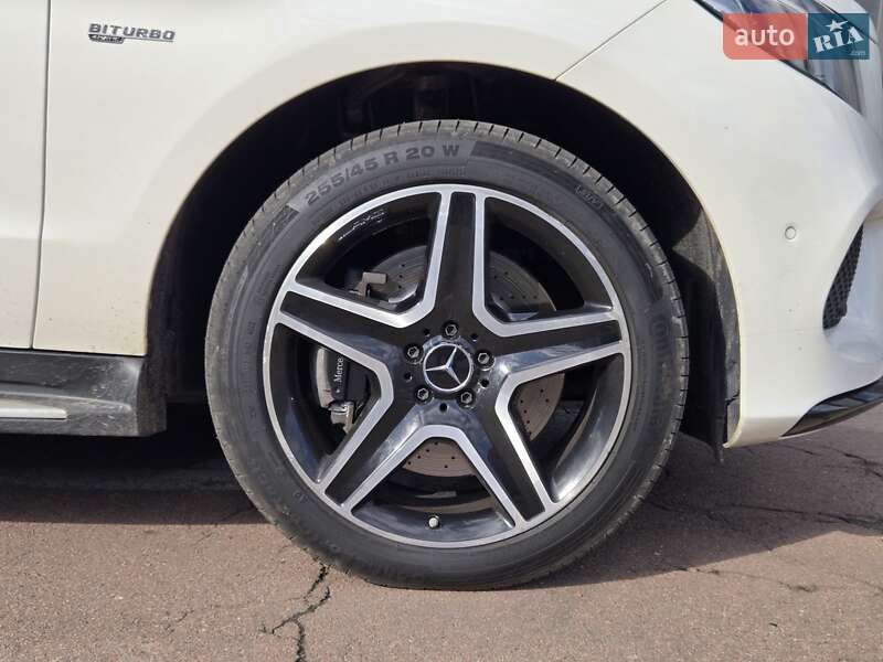 Внедорожник / Кроссовер Mercedes-Benz GLE-Class 2018 в Киеве фото 20 Внедорожник / Кроссовер Mercedes-Benz GLE-Class 2018 в Киеве
