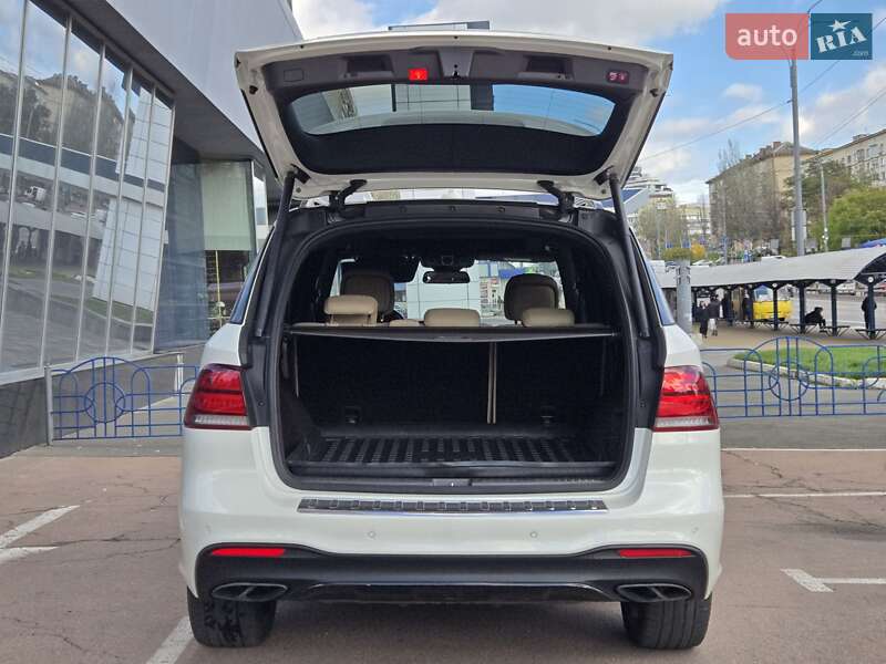 Внедорожник / Кроссовер Mercedes-Benz GLE-Class 2018 в Киеве фото 39 Внедорожник / Кроссовер Mercedes-Benz GLE-Class 2018 в Киеве