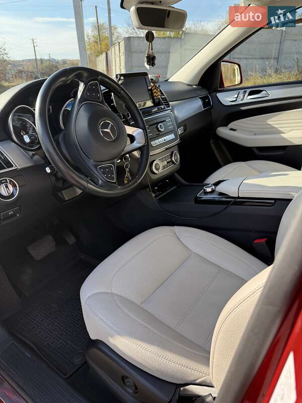 Внедорожник / Кроссовер Mercedes-Benz GLE-Class 2017 в Киеве