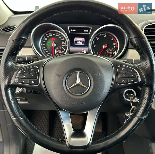 Позашляховик / Кросовер Mercedes-Benz GLE-Class 2015 в Львові фото 13 Позашляховик / Кросовер Mercedes-Benz GLE-Class 2015 в Львові