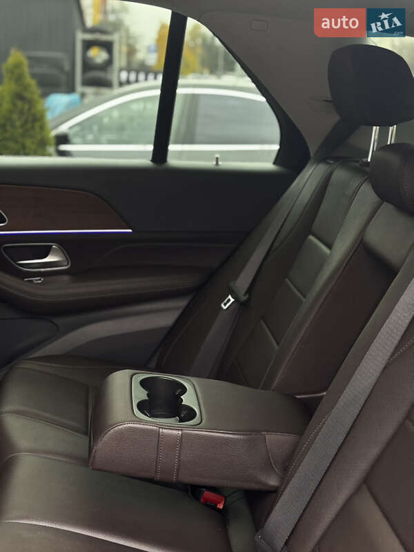 Внедорожник / Кроссовер Mercedes-Benz GLE-Class 2019 в Львове фото 17 Внедорожник / Кроссовер Mercedes-Benz GLE-Class 2019 в Львове