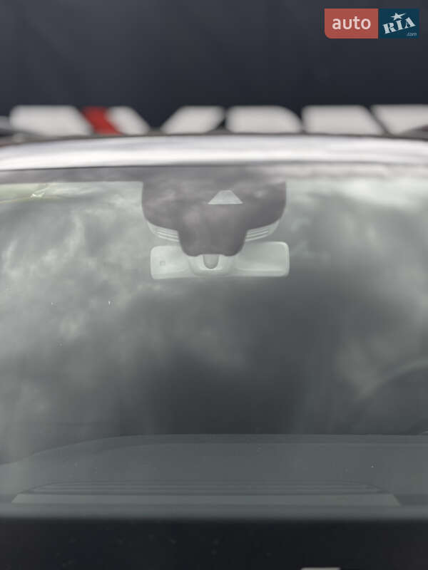 Внедорожник / Кроссовер Mercedes-Benz GLE-Class 2019 в Львове фото 41 Внедорожник / Кроссовер Mercedes-Benz GLE-Class 2019 в Львове