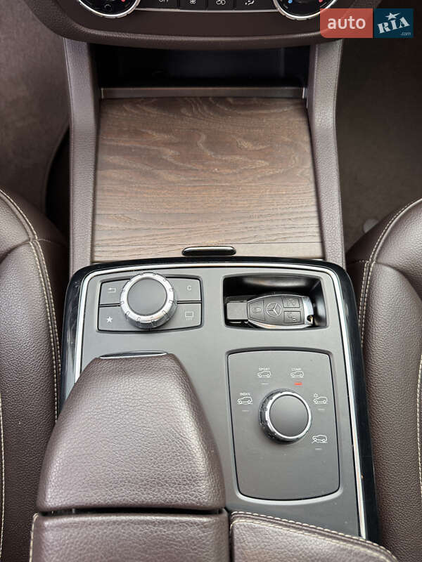 Позашляховик / Кросовер Mercedes-Benz GLE-Class 2017 в Ужгороді фото 26 Позашляховик / Кросовер Mercedes-Benz GLE-Class 2017 в Ужгороді