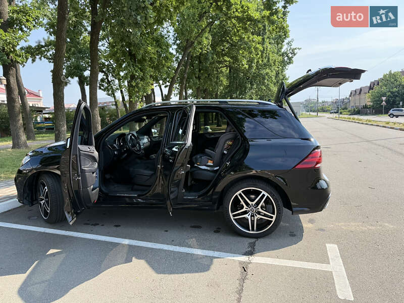Позашляховик / Кросовер Mercedes-Benz GLE-Class 2017 в Києві