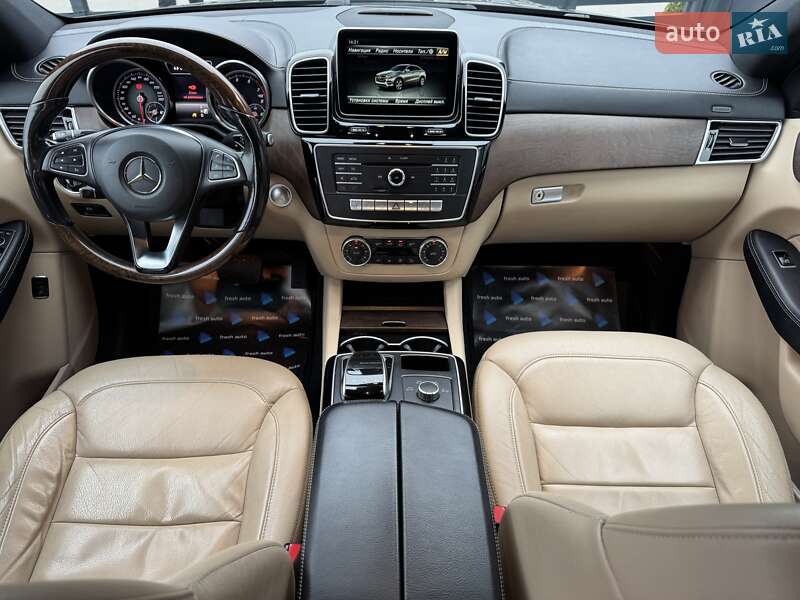 Внедорожник / Кроссовер Mercedes-Benz GLE-Class 2016 в Ровно