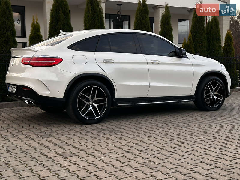 Внедорожник / Кроссовер Mercedes-Benz GLE-Class 2015 в Стрые