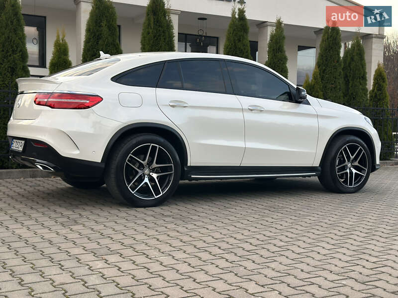 Внедорожник / Кроссовер Mercedes-Benz GLE-Class 2015 в Стрые