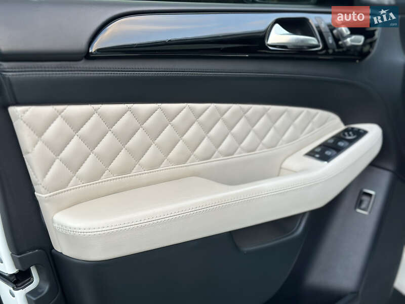 Внедорожник / Кроссовер Mercedes-Benz GLE-Class 2015 в Стрые