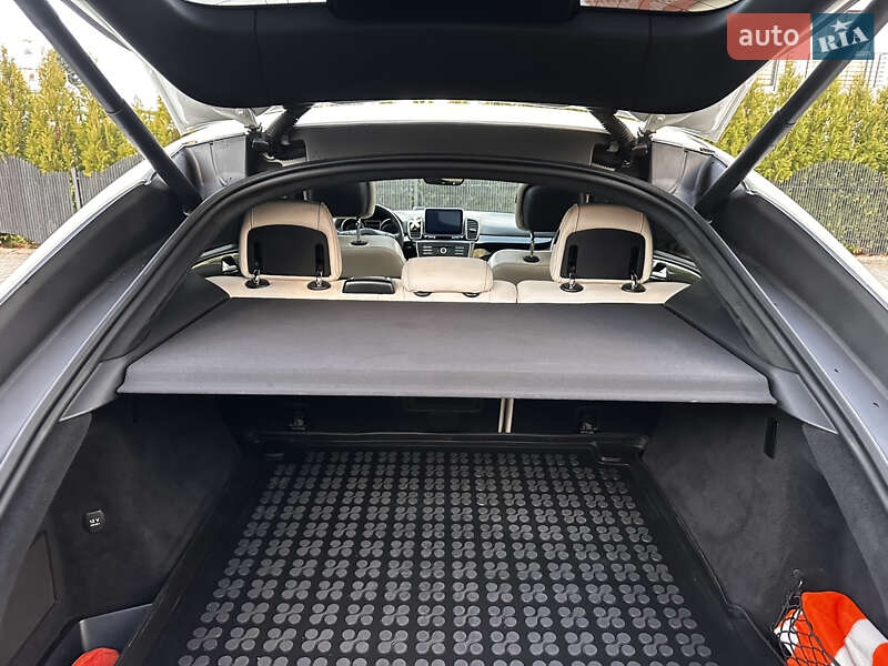 Внедорожник / Кроссовер Mercedes-Benz GLE-Class 2015 в Стрые